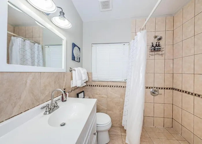 Lantana Cabana * Clearwater Beach