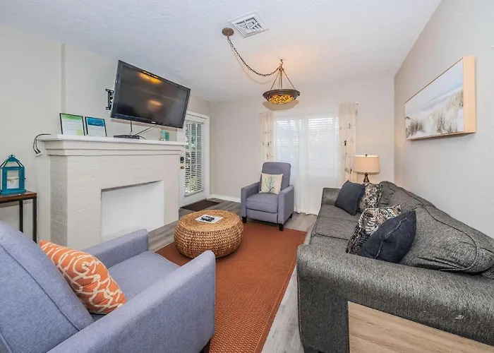 Lantana Cabana Clearwater Beach